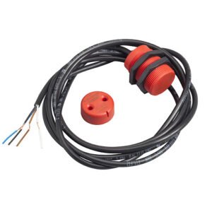 Telemecanique XCSDMR7912 Telemecanique Safety switches XCSCoded magnetic switch - industify.com